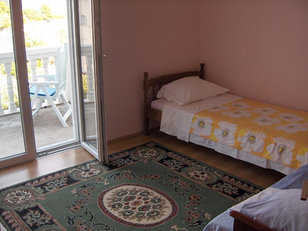 Apartment Raslina Ruang foto