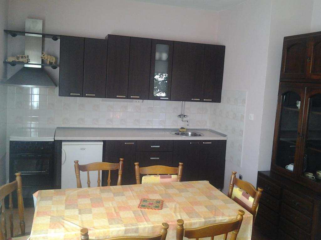Apartment Raslina Ruang foto